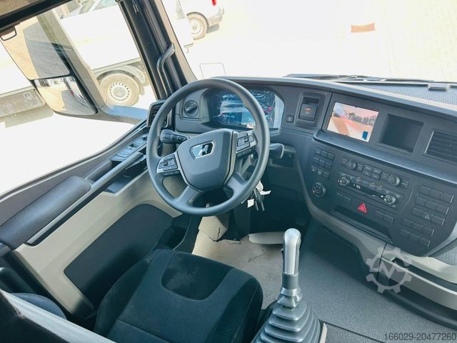 Truck mounted crane MAN TGS 41.520 8x8 mit Fassi Ladekran F710RA.2.26