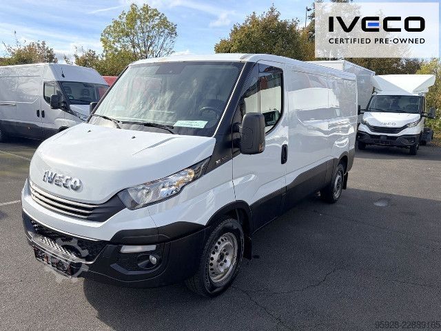 Bestelwagen IVECO 35S14SA8V Hi-Matic, Flachdach H1, HU 04/2027