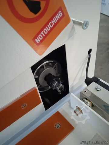 21-09- Mașină de rotunjit colțuri WOODLAND Woodland machinery