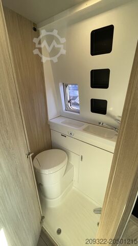 Caravan/camper Fiat Weinsberg Carabus 600 K | 4 Posti Letto | Completamente Attrezzato