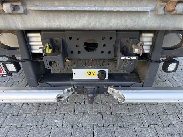Grue montée sur camion Volvo FE320 6X2 HMF 1620 K5 bis 18.50 Meter
