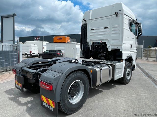 Standaard trekker MAN MAN TGX 18.520 4X4 BL SA HydroDrive !! MIETE !!