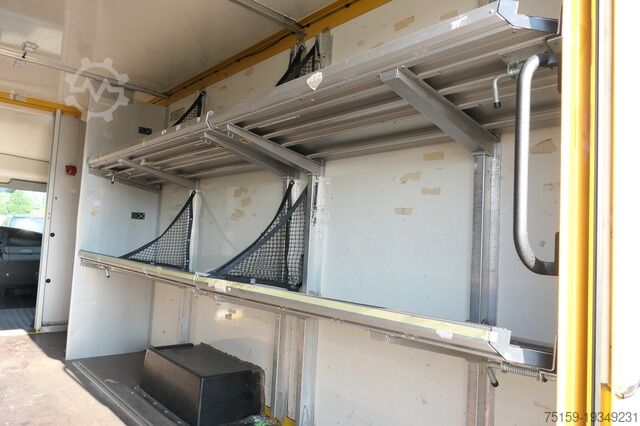 Furgon skrzyniowy iveco Daily 35 S11 C30C AUTOMATIK KAMERA Regale LUFT DURCHGANG EURO-5 CoC