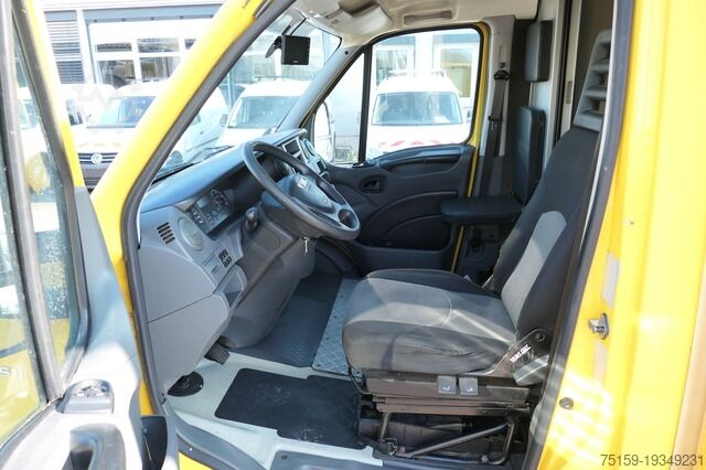 Transporter mit Koffer iveco Daily 35 S11 C30C AUTOMATIK KAMERA Regale LUFT DURCHGANG EURO-5 CoC