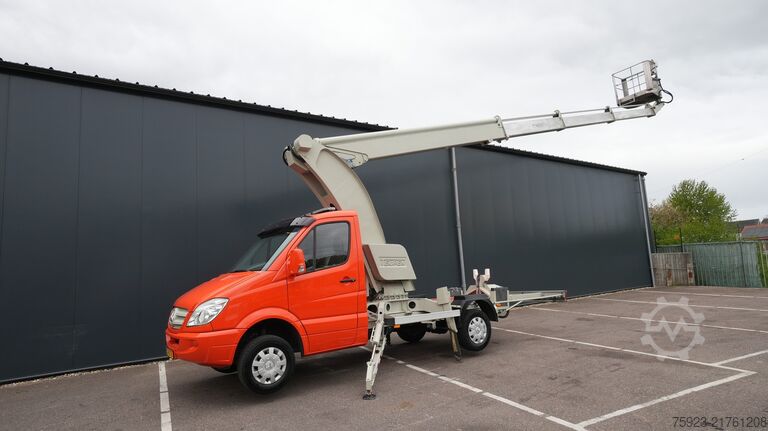 Platformwagen met kraan Mercedes-Benz Sprinter 315 arial platform