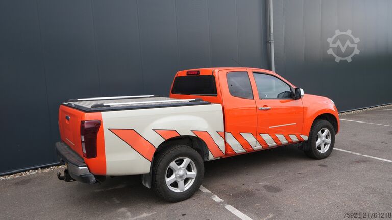 Kamionet Isuzu D-MAX PICK UP 4x4