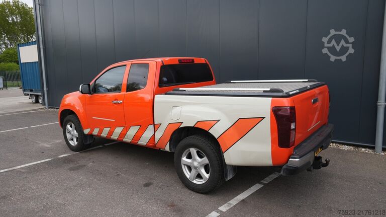Kamionet Isuzu D-MAX PICK UP 4x4