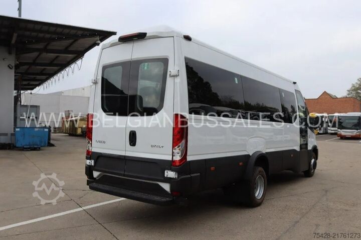 Minibus Iveco Daily Line /Airco / USB /Automatic door