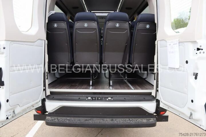 Minibus Iveco Daily Line /Airco / USB /Automatic door