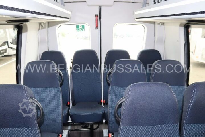Minibus Iveco Daily Line /Airco / USB /Automatic door