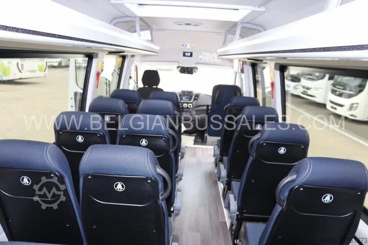 Minibus Iveco Daily Line /Airco / USB /Automatic door