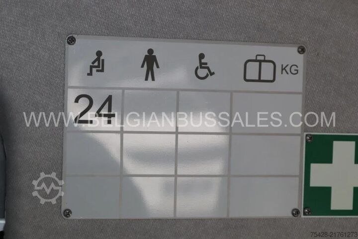 Minibus Iveco Daily Line /Airco / USB /Automatic door