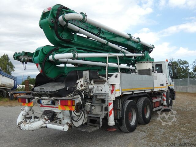 Kamion sa pumpom za beton Iveco TRAKKER 380