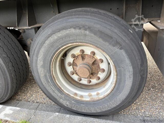 Resväska Groenewegen DRO-15-27 B 3-Axle Closed Box / Steering / BPW ...