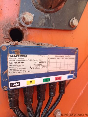 Kolový nakladač Hitachi ZW330-6