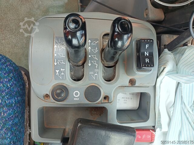 Kolový nakladač Hitachi ZW330-6