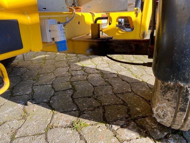 Arbeitsbühne NIFTYLIFT 120 TE, Arbeitshöhe 12.2m, Korb, Batterie