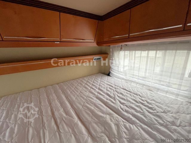 Integrovaný obytný vůz NIESMANN+BISCHOFF Flair 7100 IC  - Fest/Hubbett - Automatik - AHK