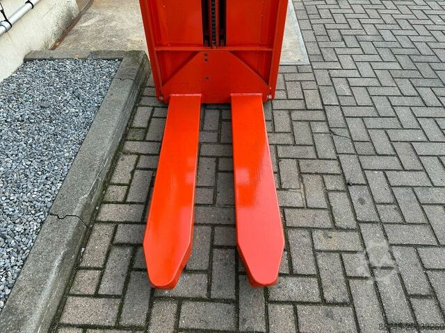 VS-22494 Empilhador elétrico DUO compacto Linde 1010mm LINDE TL1600/1152-00