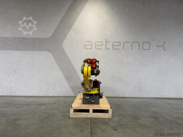  FANUC R-1000iA/100F
