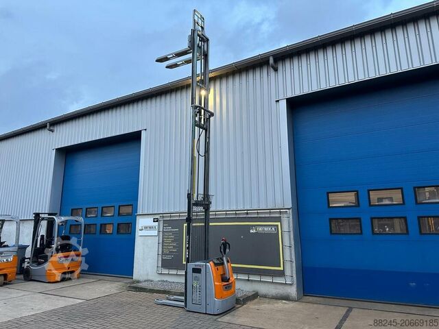 VS-22516 Electric triplex stacker Still 5,616 mm STILL EXV-SF14