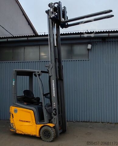 Ηλεκτρικό - 3 τροχοί Jungheinrich EFG 213 LI ION 2022y/ 3.3m/ 8561h/ 4v
