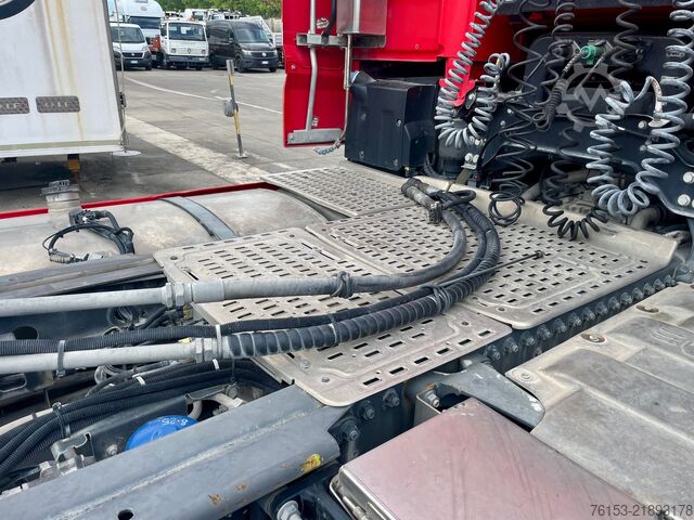 τυπική μονάδα τράκτορα DAF XF 106- 510
