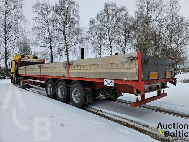 Damperli kamyon Mercedes-Benz 1831