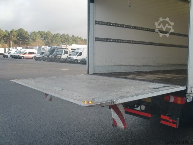 Bavullu taşıyıcı Mercedes-Benz Atego 818 L LBW AHK Klima