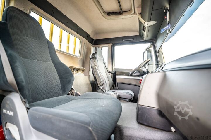 Open body MAN TGS 32.400 BL - HIAB 288 EP- 5 HIPRO