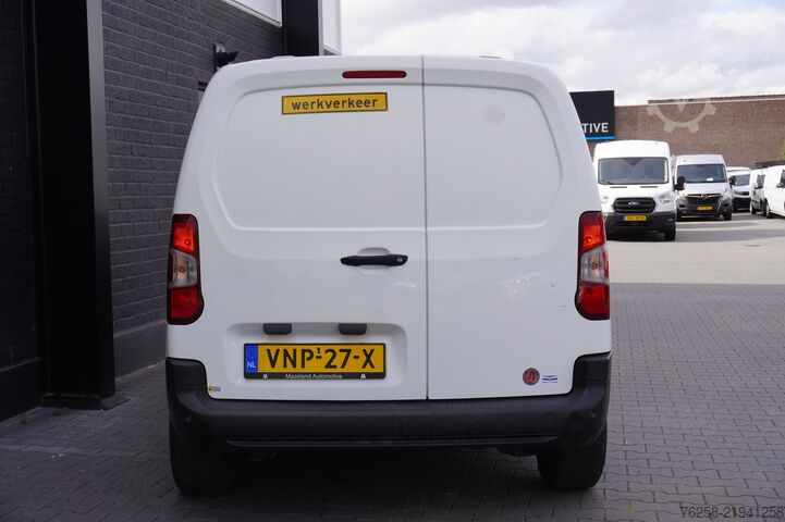 Magastetős kombi Peugeot Partner 1.5 BlueHDI 130PK EURO 6 - Airco - Crui...