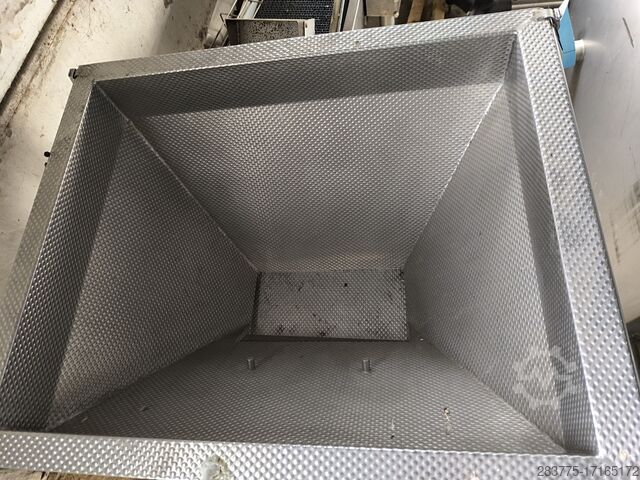 Vibrerande matare i rostfritt stål med tratt Riley Automation Stainless Steel Vibrating Feeder with Hopper