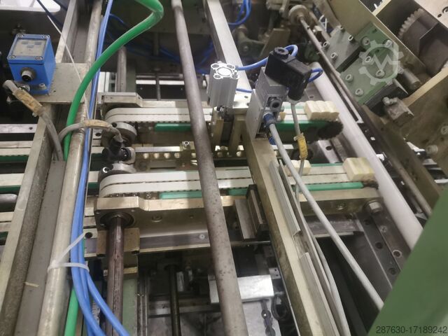 Machine à fabriquer des couvertures rigides Horauf BDM 30