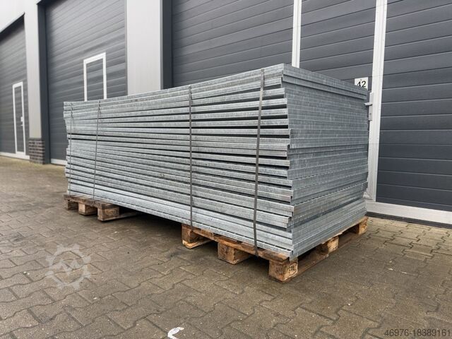 Pressat galler Galler Pressat galler Gesamttiefe: 2.520 mm / Gesamtbreite 1.120mm / GR-114