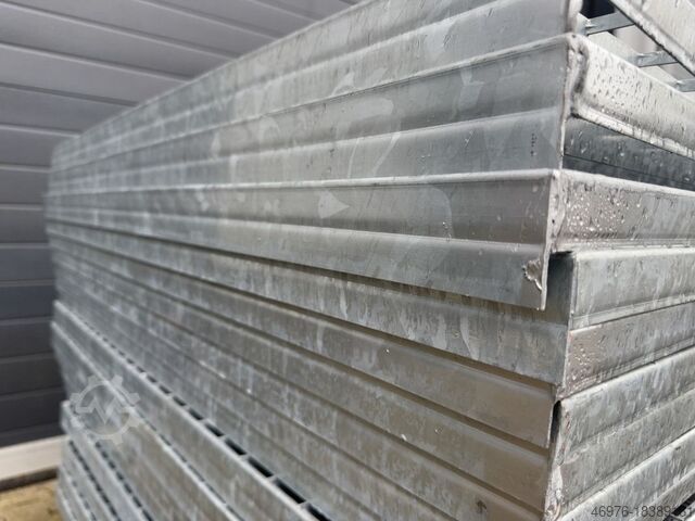 Rejilla prensada Rejilla Rejilla prensada Gesamttiefe: 2.520 mm / Gesamtbreite 1.120mm / GR-114