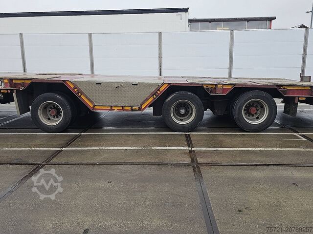 Niska ładowacz GOLDHOFER SPN-L33-32/80