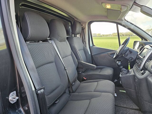  OPEL VIVARO 1.6