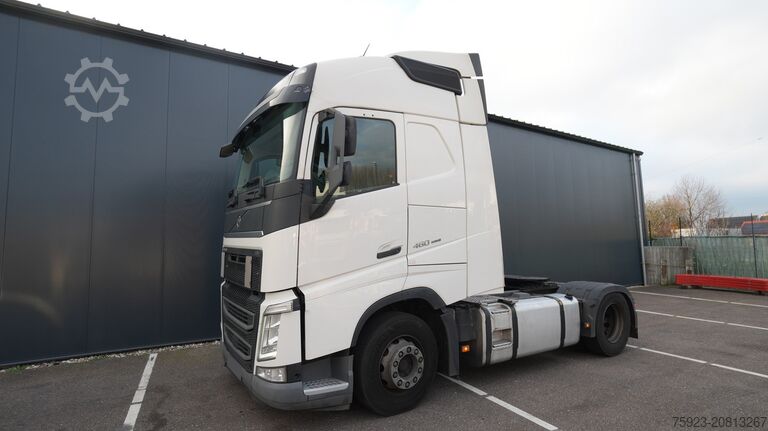 Standard-SZM Volvo FH 460 GLOBETROTTER EURO 6 702.100KM