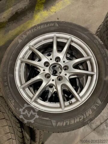 Wielen met set banden Michelin *205/55 R16
