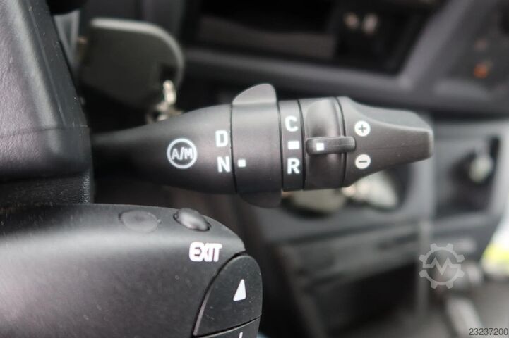 Volvo FL FL 280 με πίσω πόρτα και υδραυλική πλατφόρμα ανύψωσης 1.500 kg Volvo FL FL 280 Bak +Klep 1500 kg