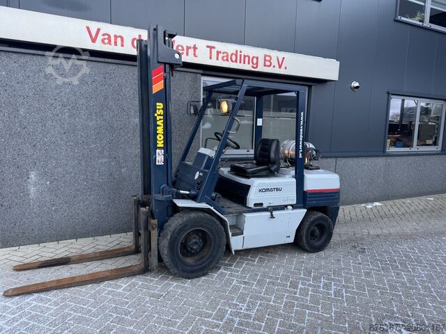 Komatsu FG30 Duplex 400 LPG KOMATSU FG30 Duplo 400 LPG