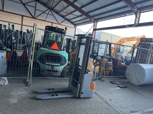 VS-22605 Apilador eléctrico triplex Still EXV12 STILL EXV12