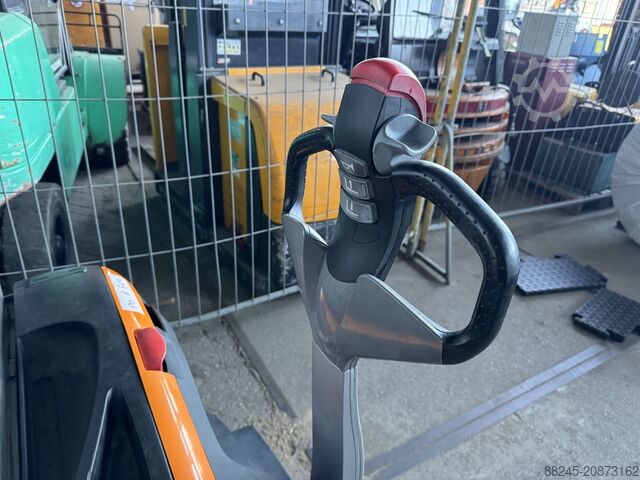 VS-22605 Apilador eléctrico triplex Still EXV12 STILL EXV12