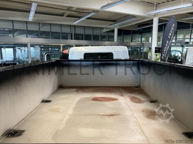 Telehoist lastväxlarbil FUSO Mitsubishi eCanter 7C18 M-Bat Abroller Container