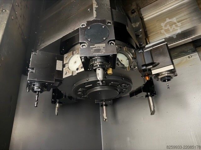 CNC dreje- og fræsecenter Hyundai WIA L 300 MC