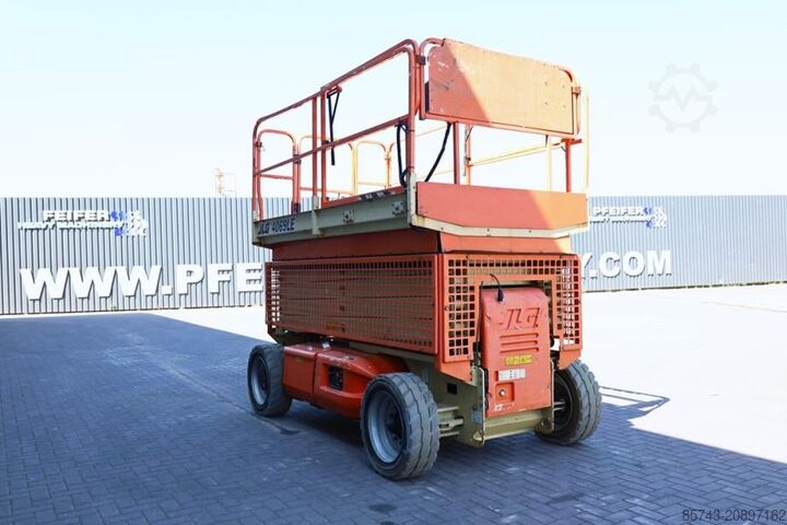 Ψαλίδι ανύψωσης JLG 4069LE Electric, 14.2m Working Height, 360kg Capac