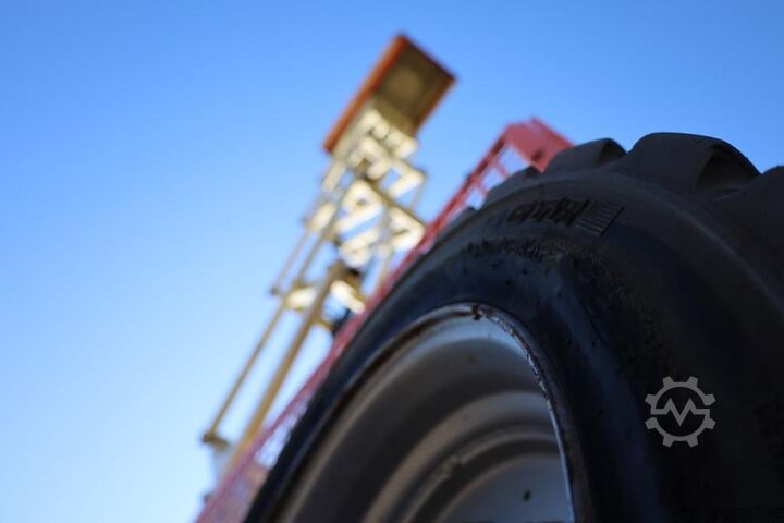 Ψαλίδι ανύψωσης JLG M4069LE Hybrid, 14.2m Working Height, 360kg Capaci