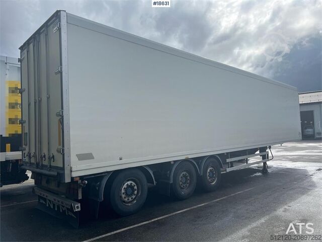 Maleta NTM 3 axle semi-trailer w / full side opening
