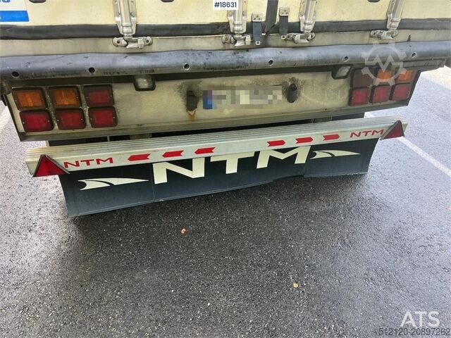 Maleta NTM 3 axle semi-trailer w / full side opening