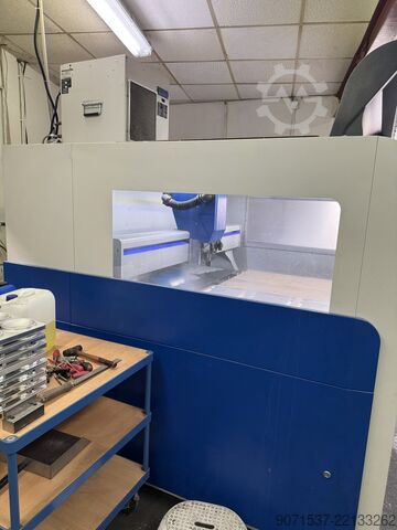 Datron MLCube fresadora CNC Ano de fabrico 2018 DATRON MLCube B